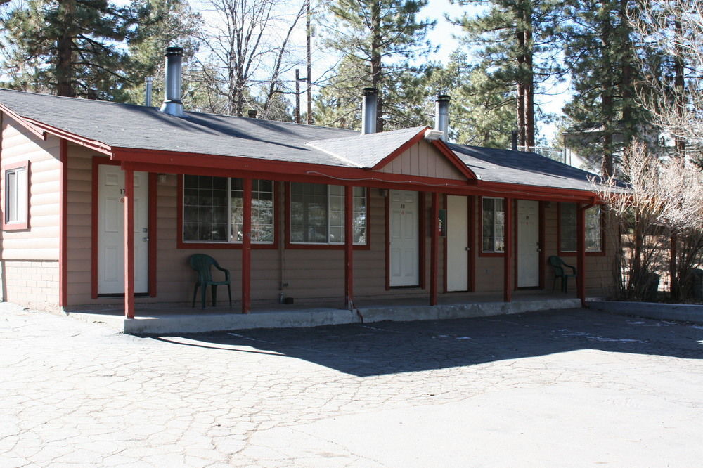 Honey Bear Lodge & Cabins بيغ بير لاكي، سان بيرناردينو، كاليفورنيا المظهر الخارجي الصورة